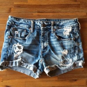 American eagle tomgirl cut off denim shorts